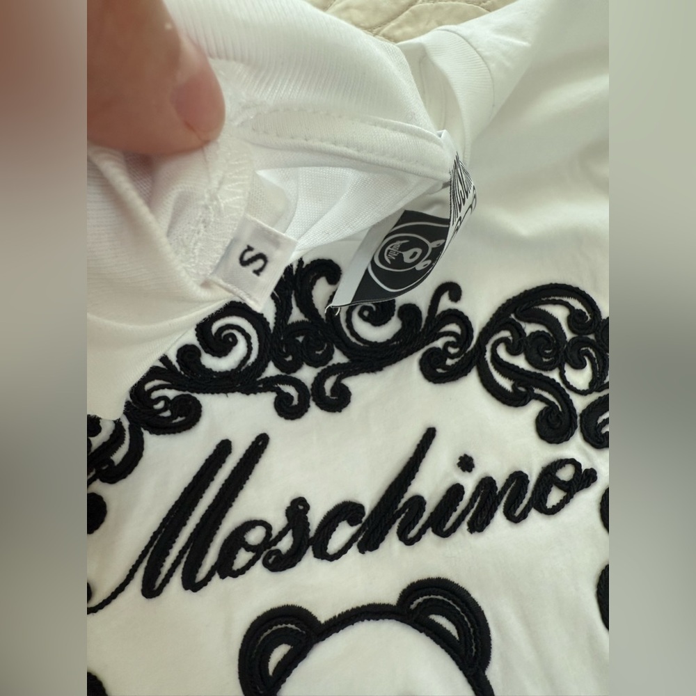 ✨ Moschino Couture Embroidered Teddy Bear T-Shirt | Made in Portugal Size S NWT - Picture 7 of 8